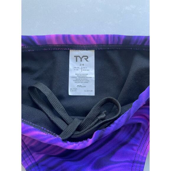 TYR Boys Tyreco Durafast Elite Racer Brief Swimsuit Allover Print Purple Size 24 - Picture 3 of 4